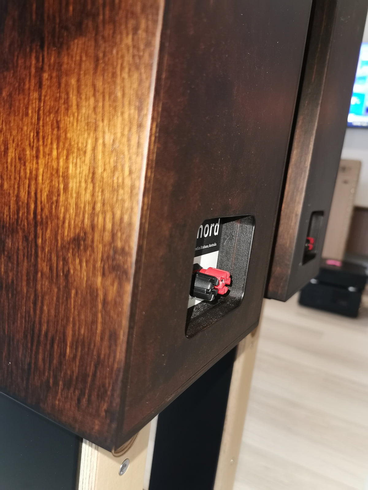 Dellichord M6 Bookshelf Speaker - [2-Way 6.5"]
