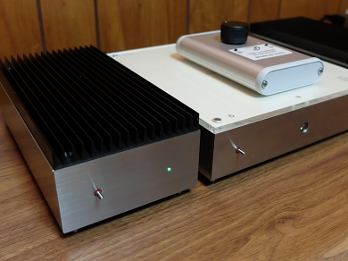 Sparkler Audio model S513i "pastoral" ― Control Amplifier with Remote and  model S514i "rhapsody" ― Dual Monaural Power Amplifier (* 2) - [2x25W]
