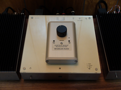 Sparkler Audio model S513i "pastoral" ― Control Amplifier with Remote and  model S514i "rhapsody" ― Dual Monaural Power Amplifier (* 2) - [2x25W]